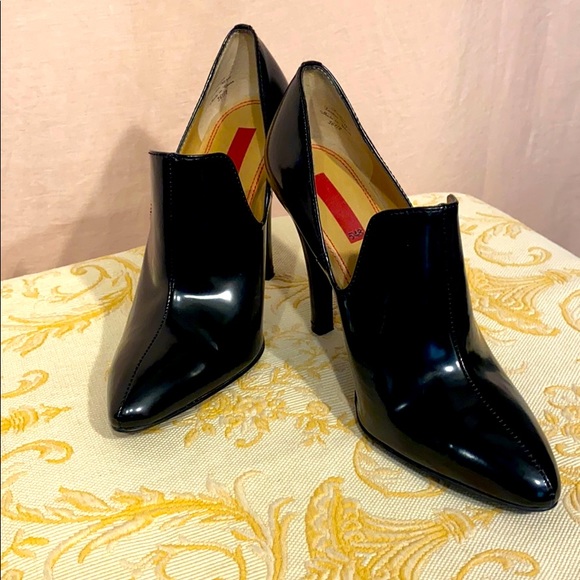 Kendra 5/48 high heeled booties! - Picture 1 of 6